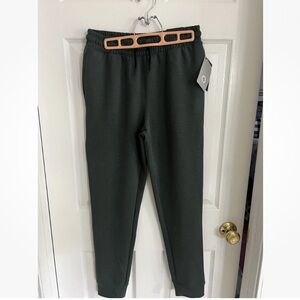 NWT MENS SMALL Skora Men's Sweatpants Stretch
Lightweight Performance Pants